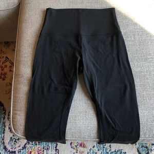 Lululemon align Capri